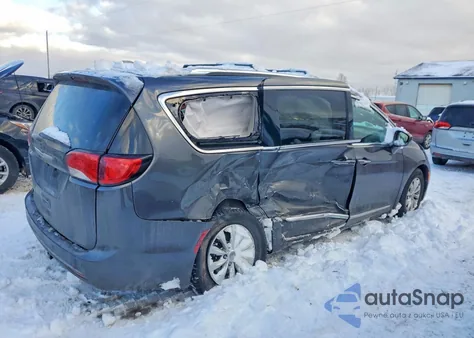 2018 Chrysler Pacifica Touring L from USA, damaged, VIN 2C4RC1BG1JR252913